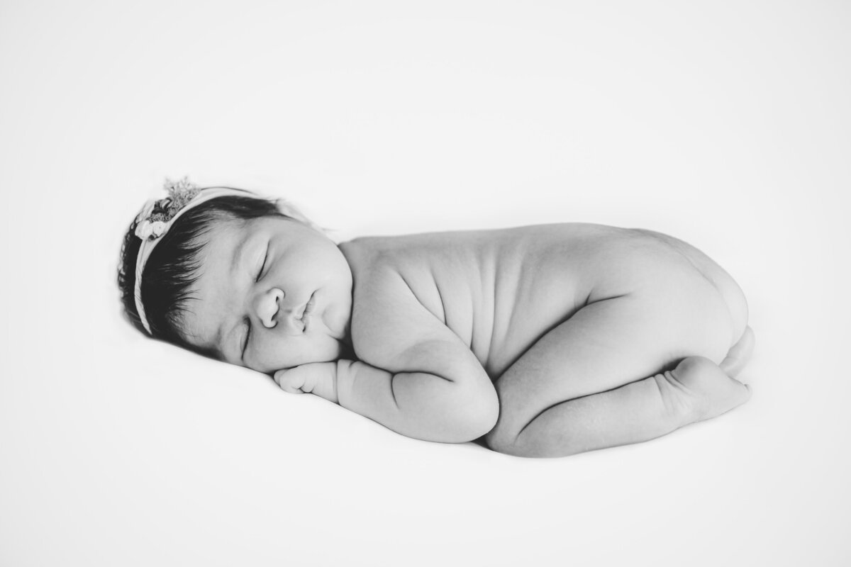 Austin Newborn Photographer 11