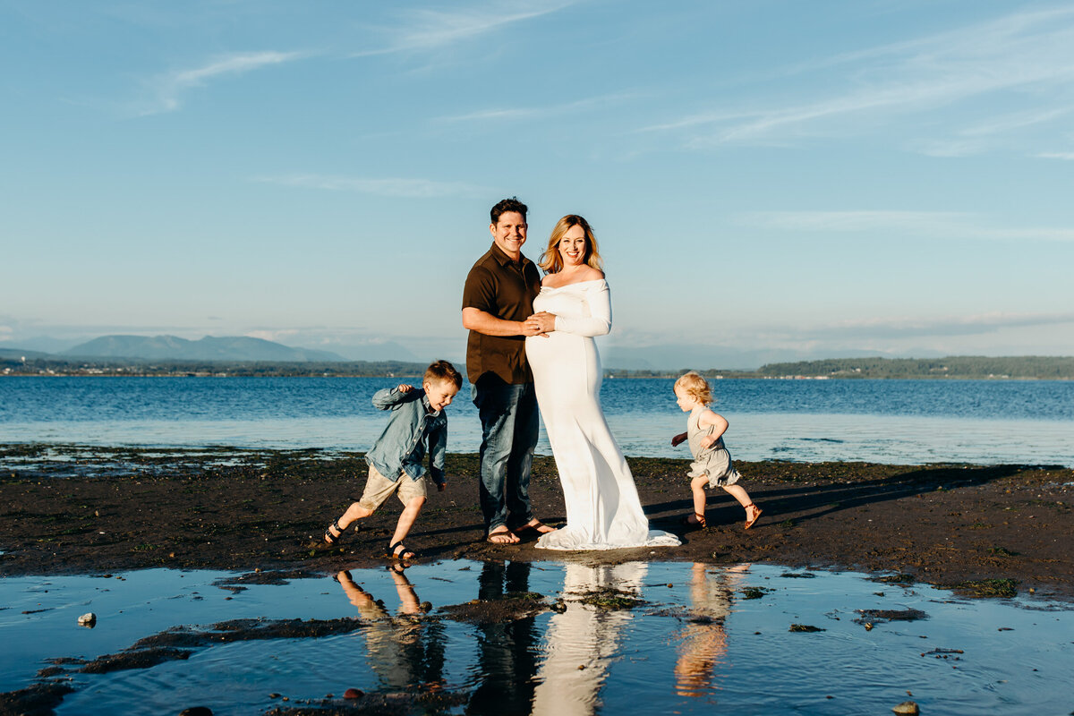 Washington Beach White Dress Maternity Session-20