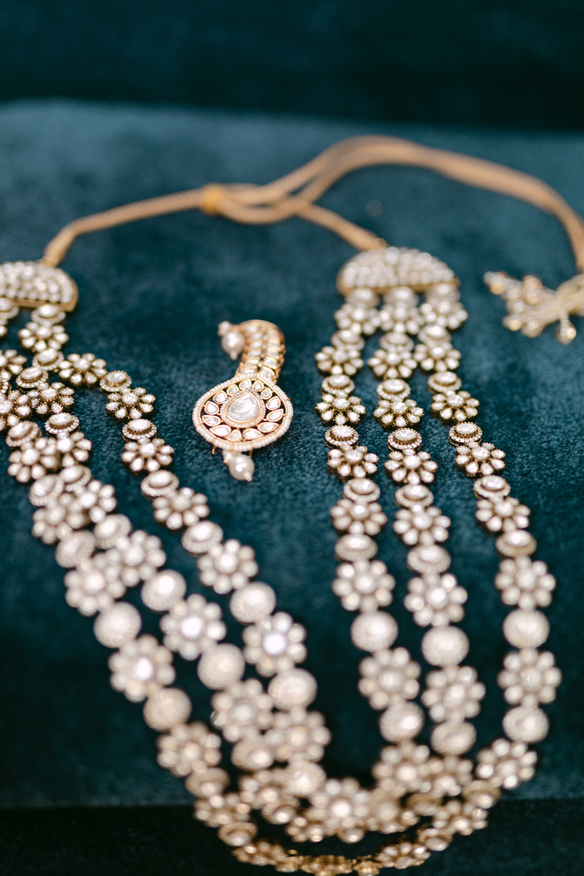 indian-sikh-groom-jewelry