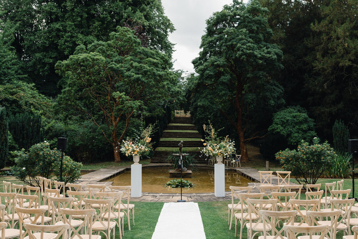 cornwell-manor-garden-wedding-ceremony