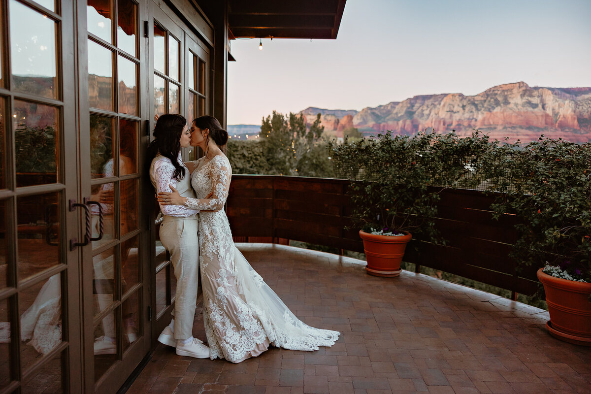 Sedona-Sunset-Wedding-01