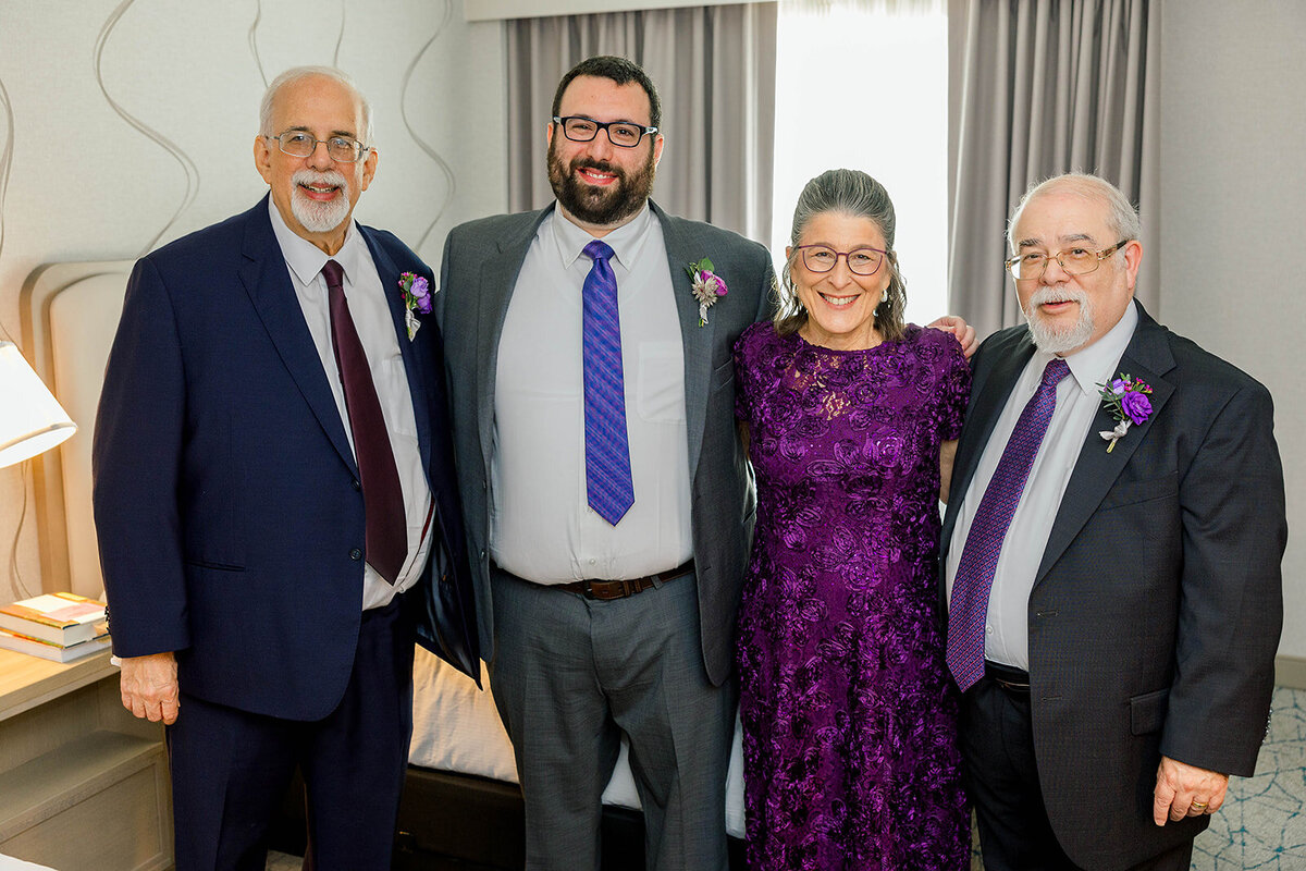 Eliana-Melmed-Photography-Chicago-LosAngeles-Jewish-WeddingPhotography-ElianaSklar-SklarReady-00002