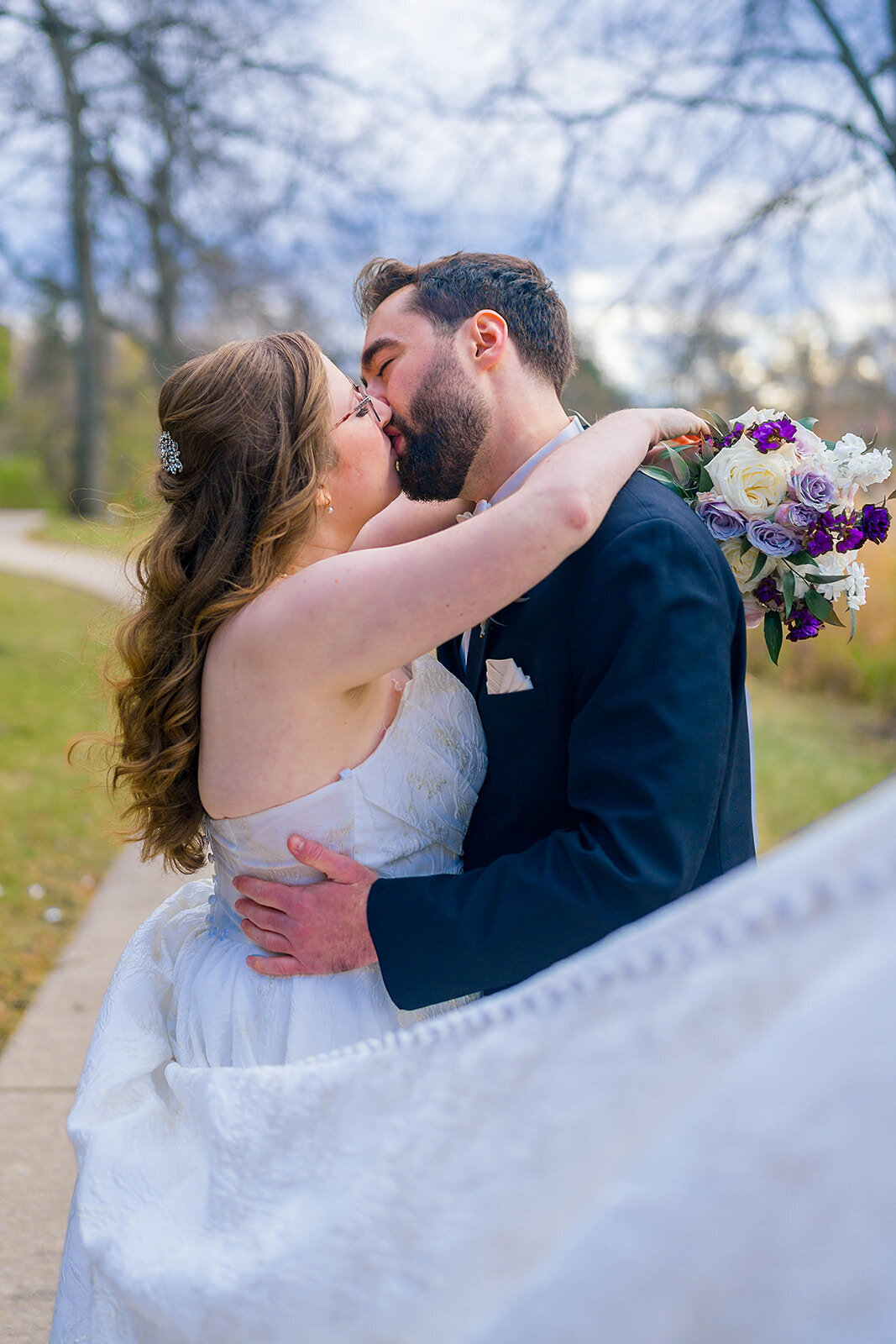 Eliana-Melmed-Photography-Chicago-LosAngeles-Jewish-WeddingPhotography-CouplePortrait-00055