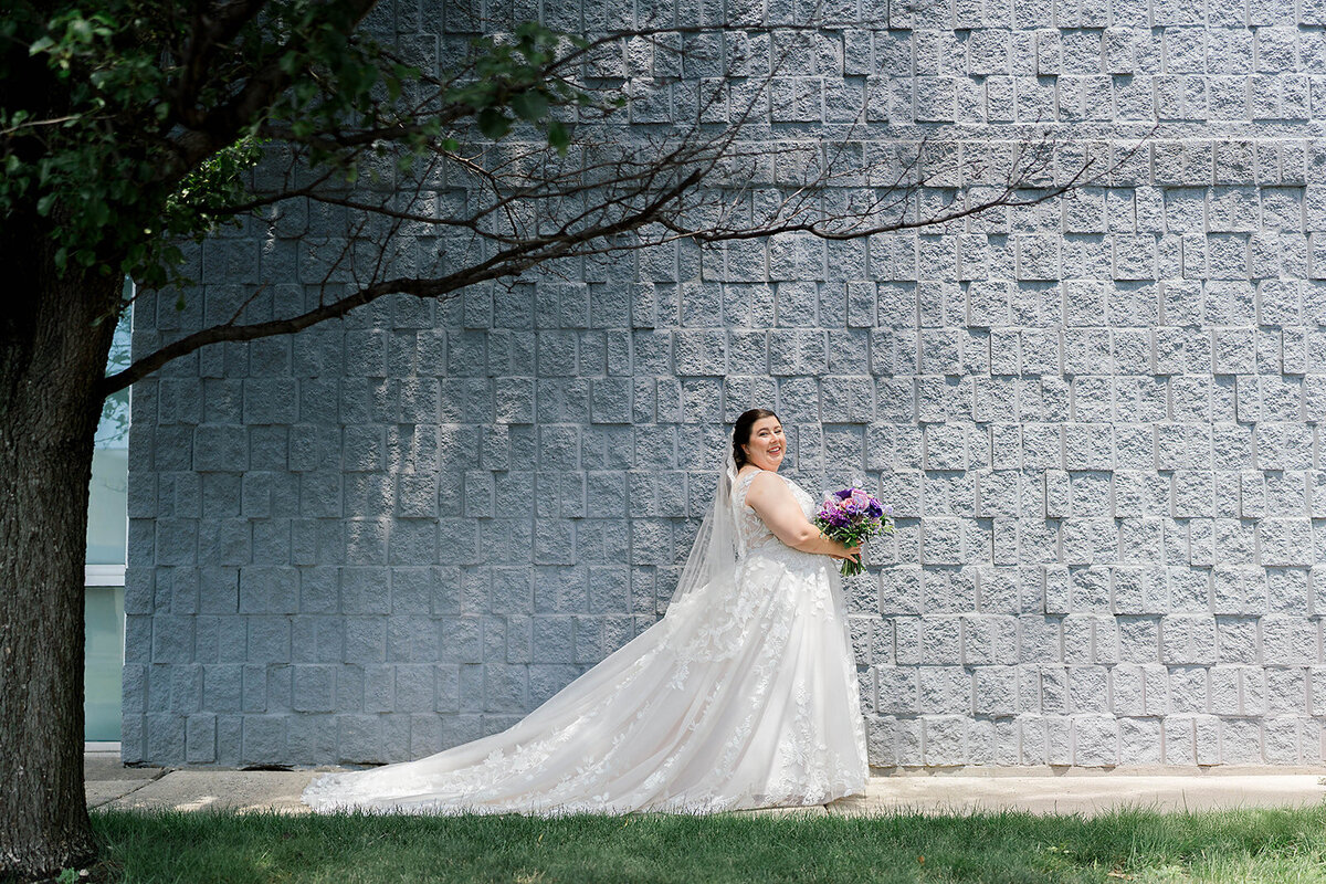 Eliana-Melmed-Photography-Chicago-LosAngeles-Jewish-WeddingPhotography-ElianaSklar-FirstLook-00027