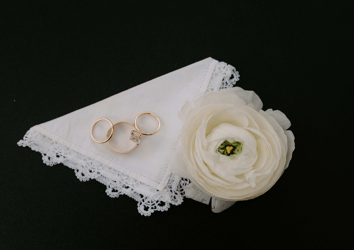 Nasher Sculpture Center Wedding - Ruchlin Wedding - DETAILS + DECOR - Kyrsten Ashlay Photography-10