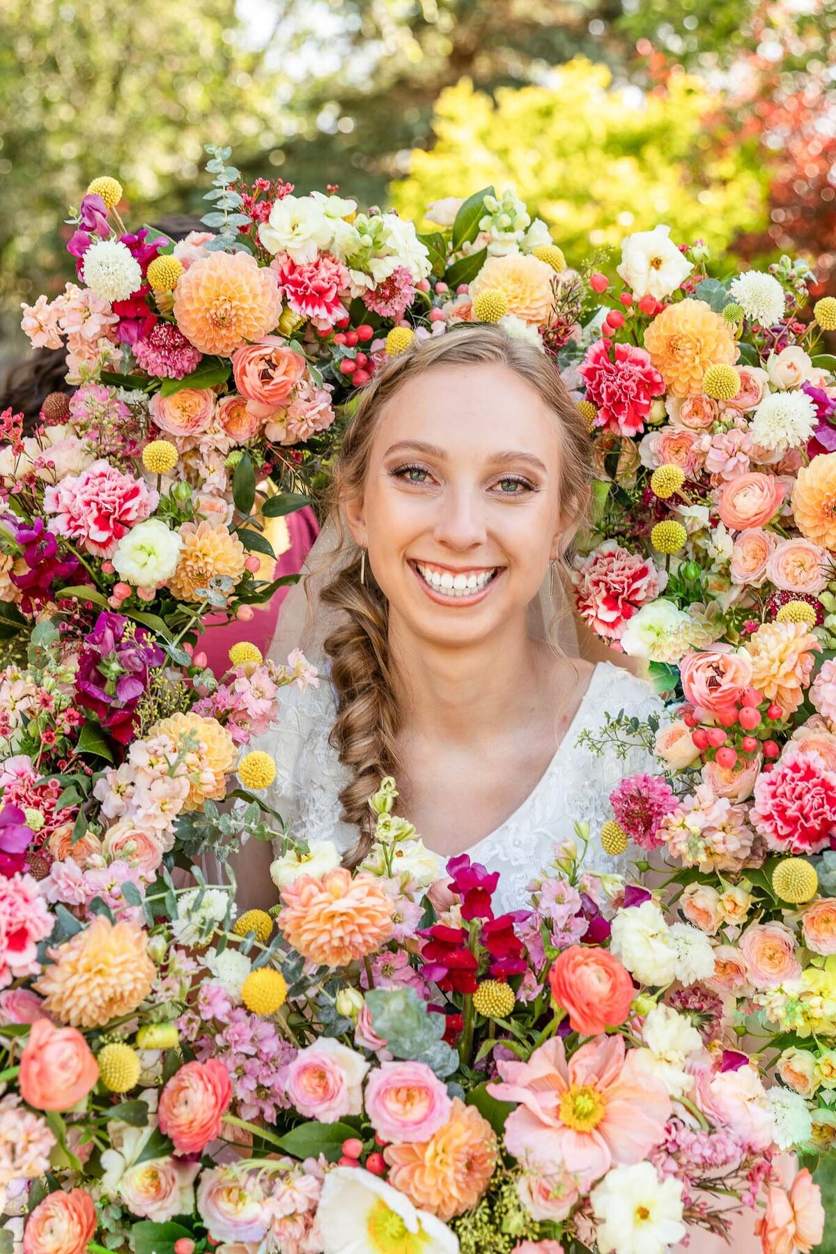 violet-arden-floral-bride-bouquet-picture