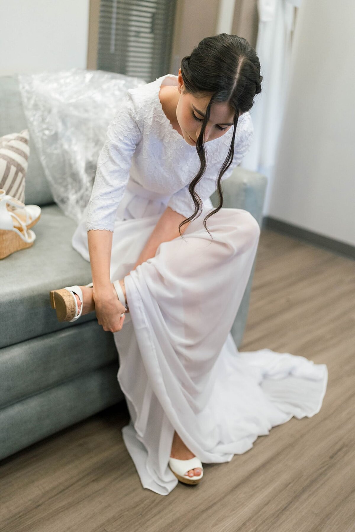 Eliana-Melmed-Photography-Chicago-LosAngeles-Jewish-WeddingPhotographer-CarmiKalman-CarmiReady-00026