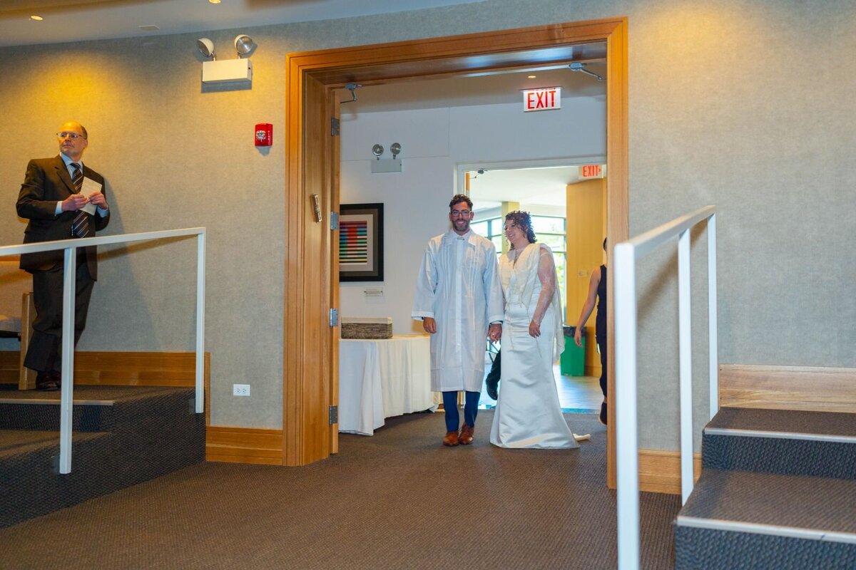 Eliana-Melmed-Photography-Chicago-LosAngeles-Jewish-WeddingPhotography-ShulaNoah-Chuppah-00123
