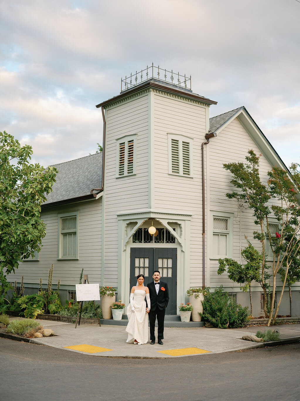 Timeless wedding photography rooted in refined editorial artistry, serving Oregon, Adirondacks, and adventurous couples.