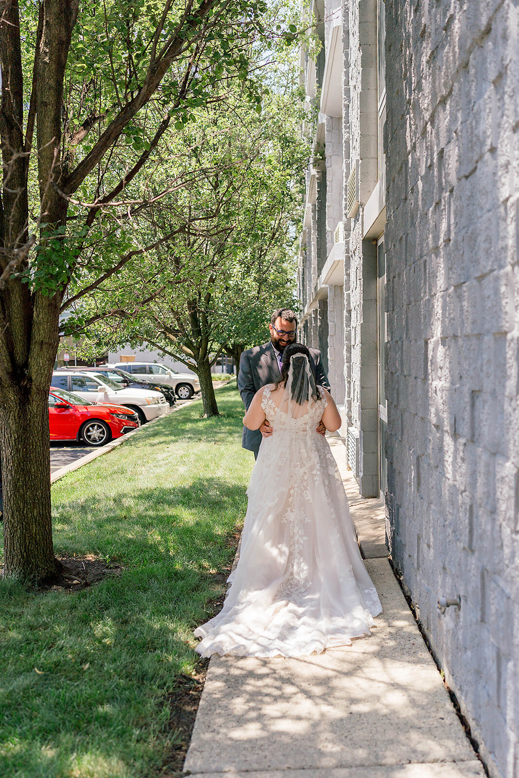 Eliana-Melmed-Photography-Chicago-LosAngeles-Jewish-WeddingPhotography-ElianaSklar-FirstLook-00101