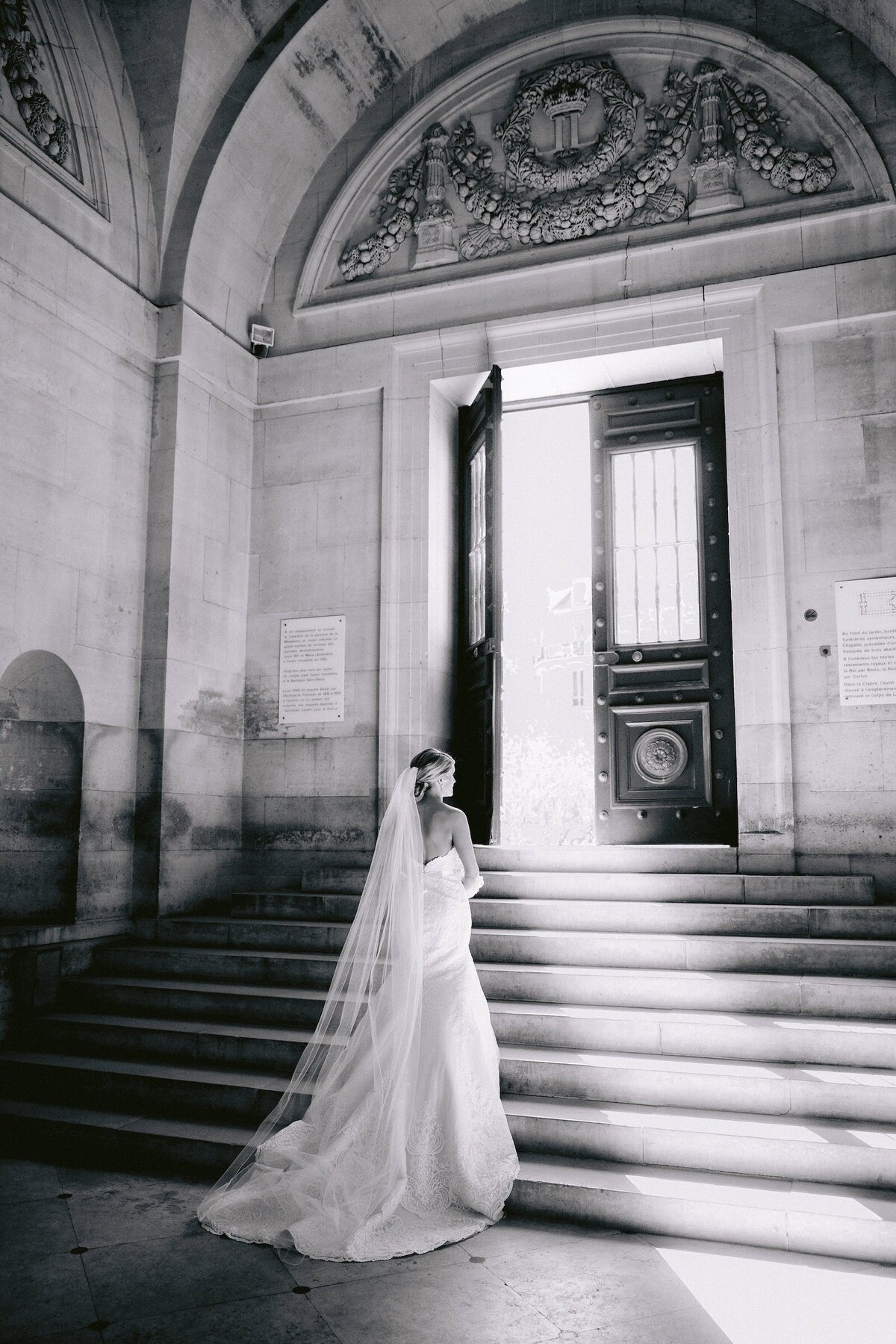 chapelle-expiatoire-wedding-phototographer-in-paris (3 of 36)