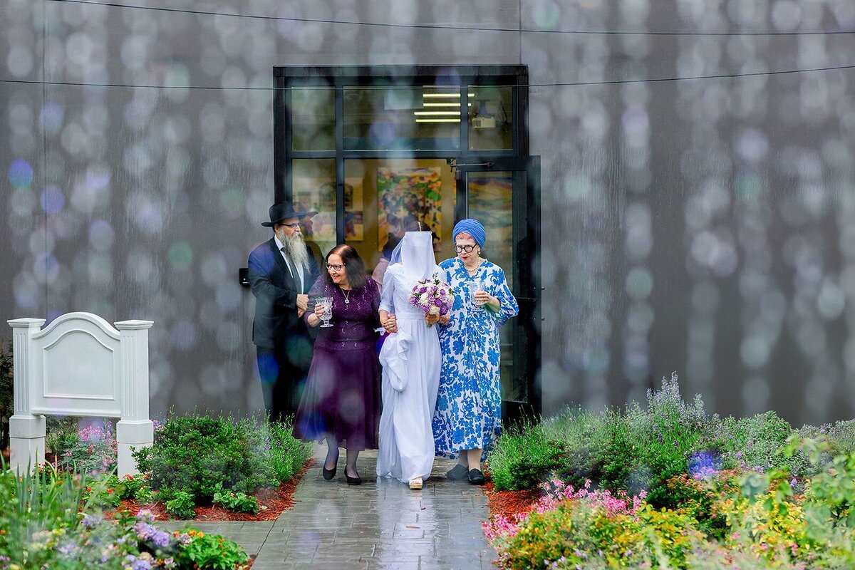 Eliana-Melmed-Photography-Chicago-LosAngeles-Jewish-WeddingPhotographer-CarmiKalman-SneakPeeks-00054
