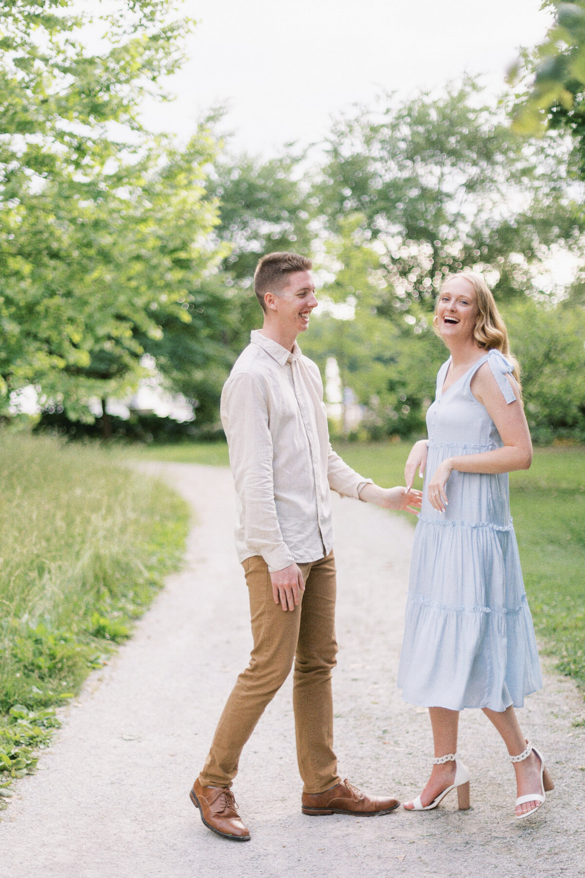 amber-rhea-photography-midwest-wedding-photographer-stl-engagement210A5065