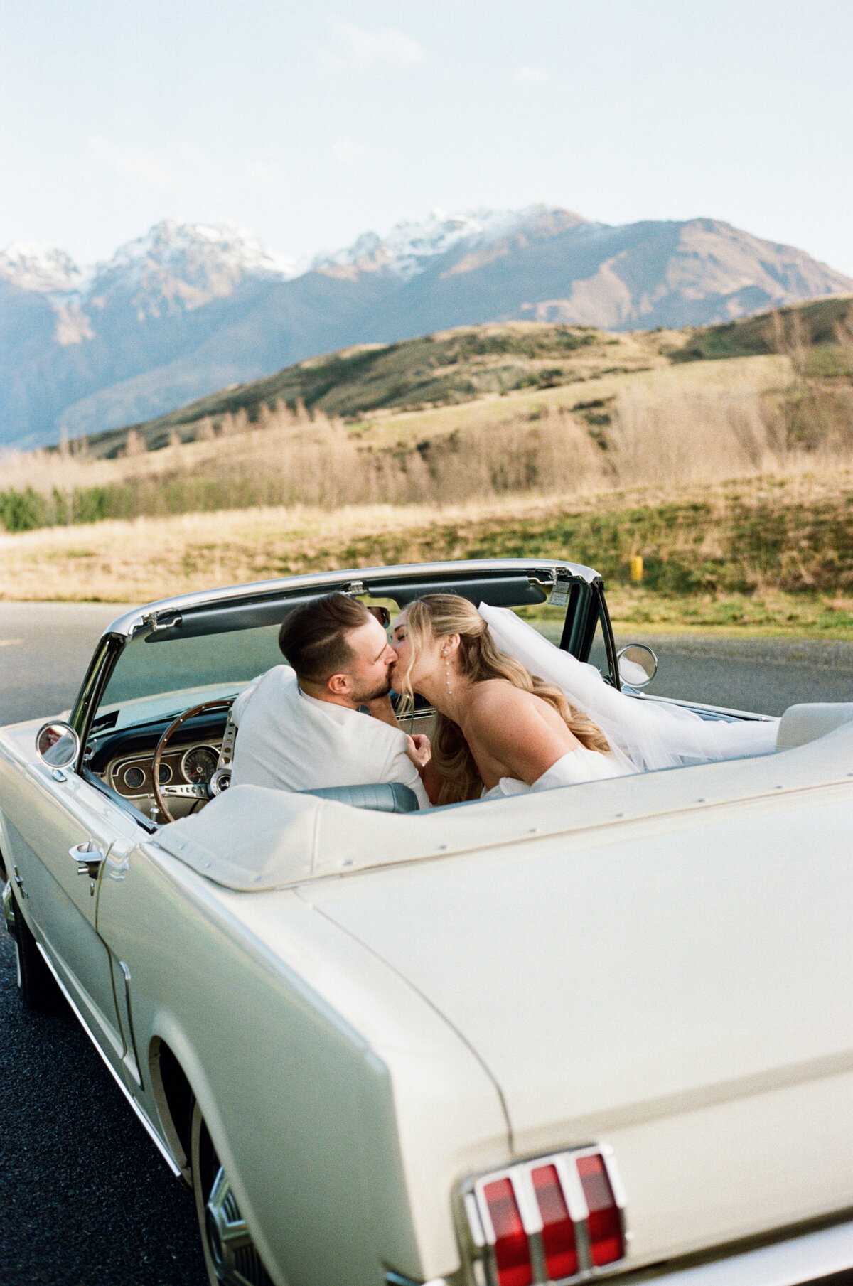 Melissa Clark Photography - Queenstown Wedding Photographer - Eunice & Robbie - Queenstown wedding shoot-454