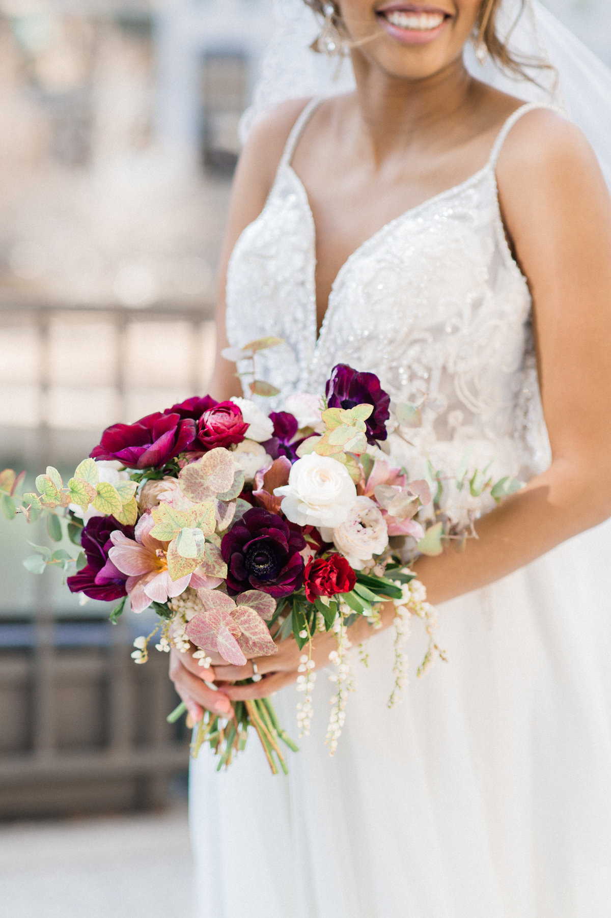 burgundy-blush-wedding-bouquet-photo