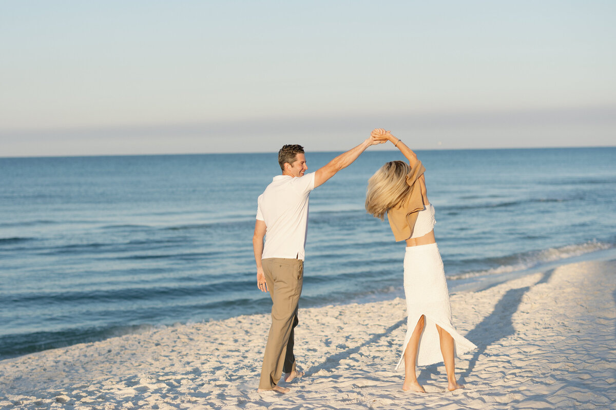 HAVGOODPhotographyLLC-St.PetersburgEngagementSession-11