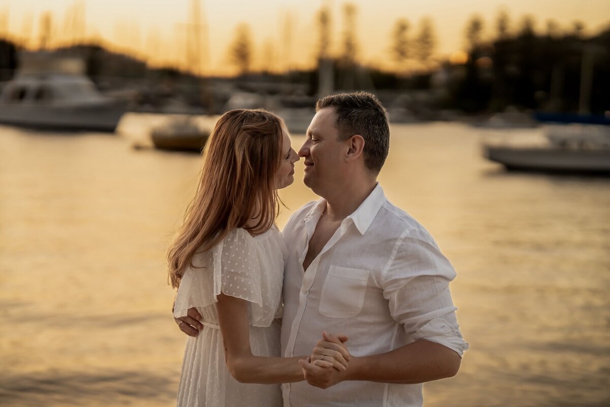 Brisbane-Family-Portrait-Maternity-Girl-on-Beach-during-Sunset-50