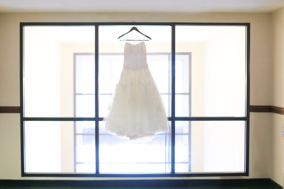Neil and Jenna have a wedding in Knox Pa outdoors by a beautiful lake.