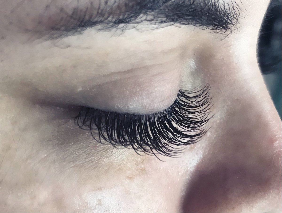 Simply Smitten Beauty Bar Charleston's Premiere Lash Extension Salon