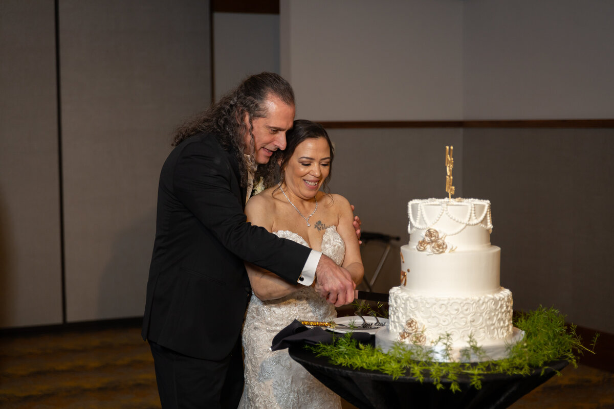 Matt & Nicole Wedding, Doubletree Hotel, Mundelein, IL, 11-11-23, Maira Ochoa Photography-1473