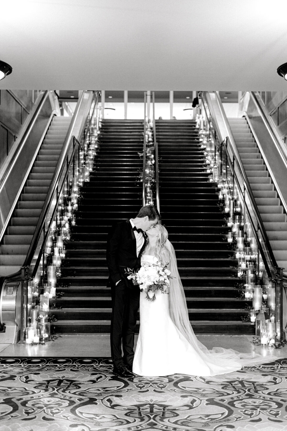 Madison & Michael's Wedding at Union Station | Dallas Wedding Photographer | Sami Kathryn Photography-151