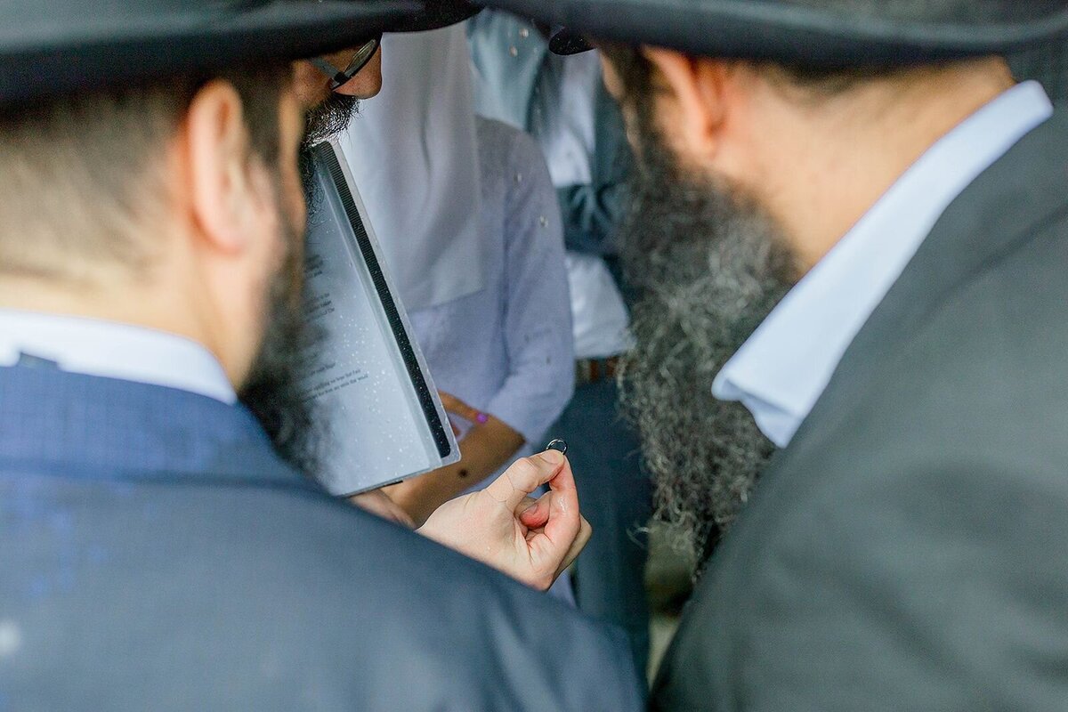 Eliana-Melmed-Photography-Chicago-LosAngeles-Jewish-WeddingPhotographer-CarmiKalman-Chuppah-00113
