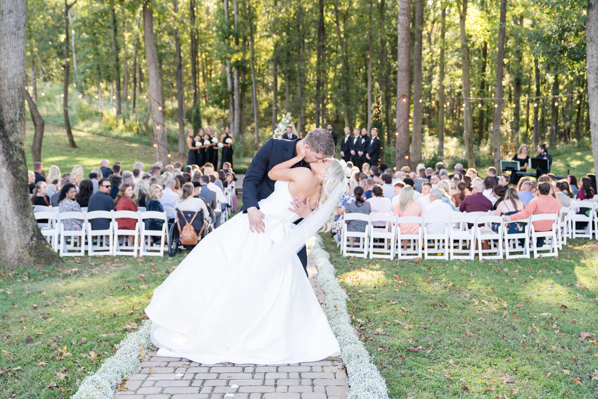 venue-at-edgewood-anderson-SC-wedding-venue-Photographer-32