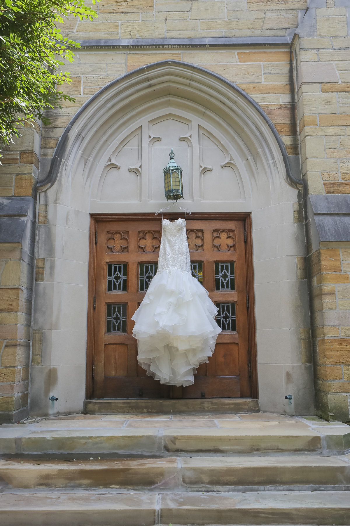 Bud and Kristen have a wedding at the Grove City College Chapel and have their reception at a Barn on Lake Latonka.