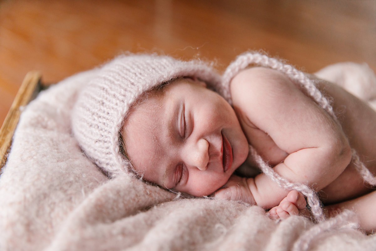 raleigh newborn photographer-lena-9158