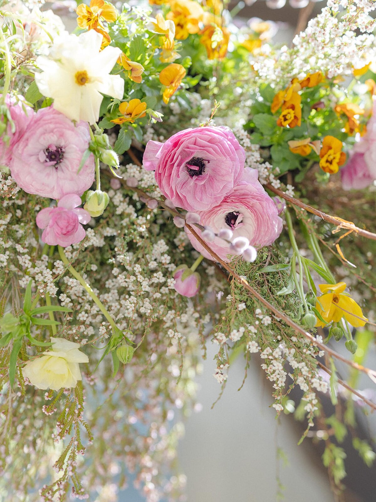 wedding-grazing-table-florals-spring