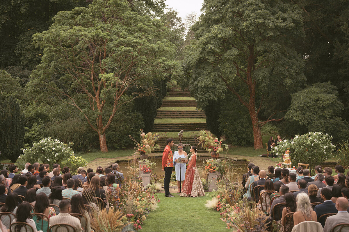 cornwell-manor-wedding-ceremony