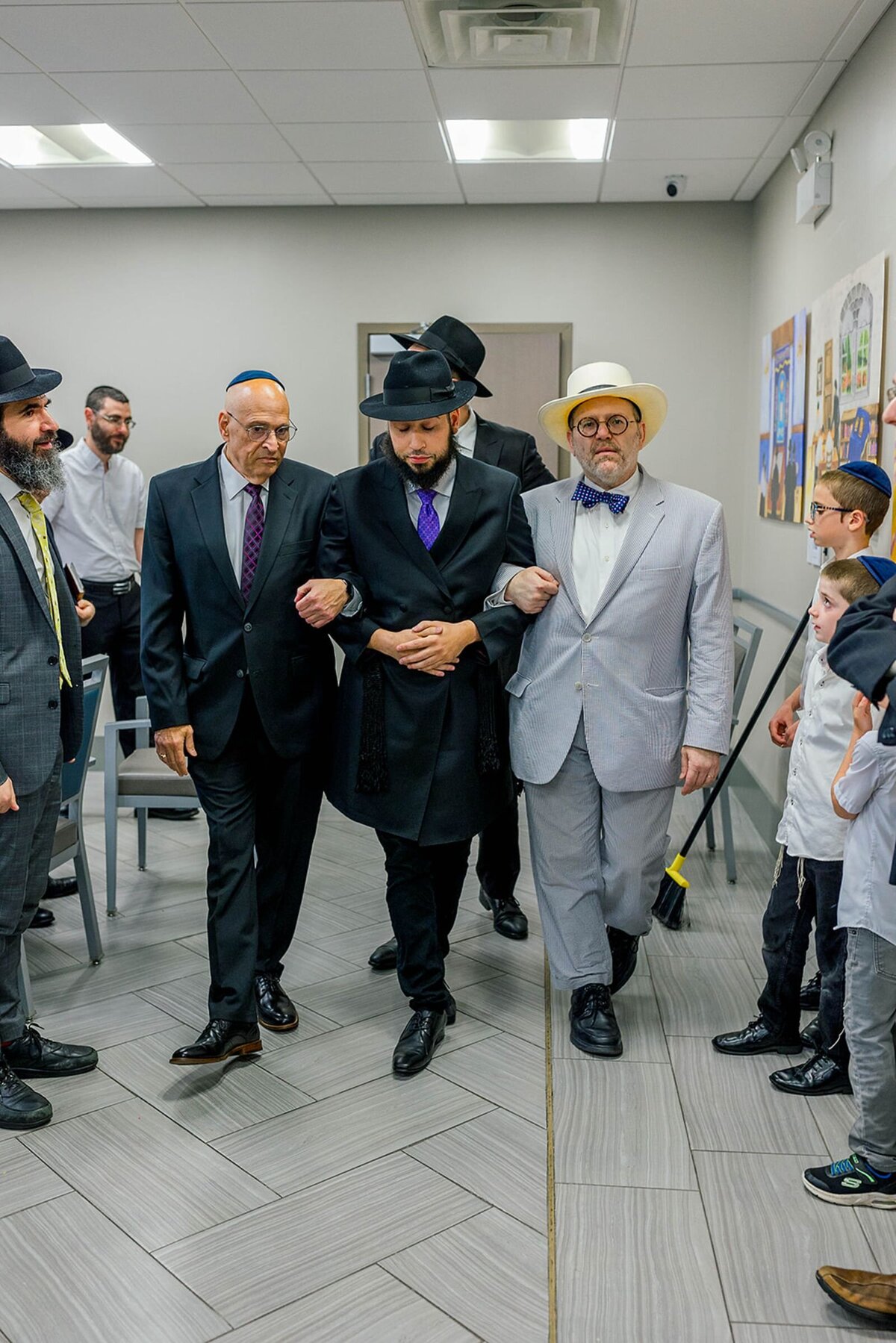 Eliana-Melmed-Photography-Chicago-LosAngeles-Jewish-WeddingPhotographer-CarmiKalman-Tisch-00183