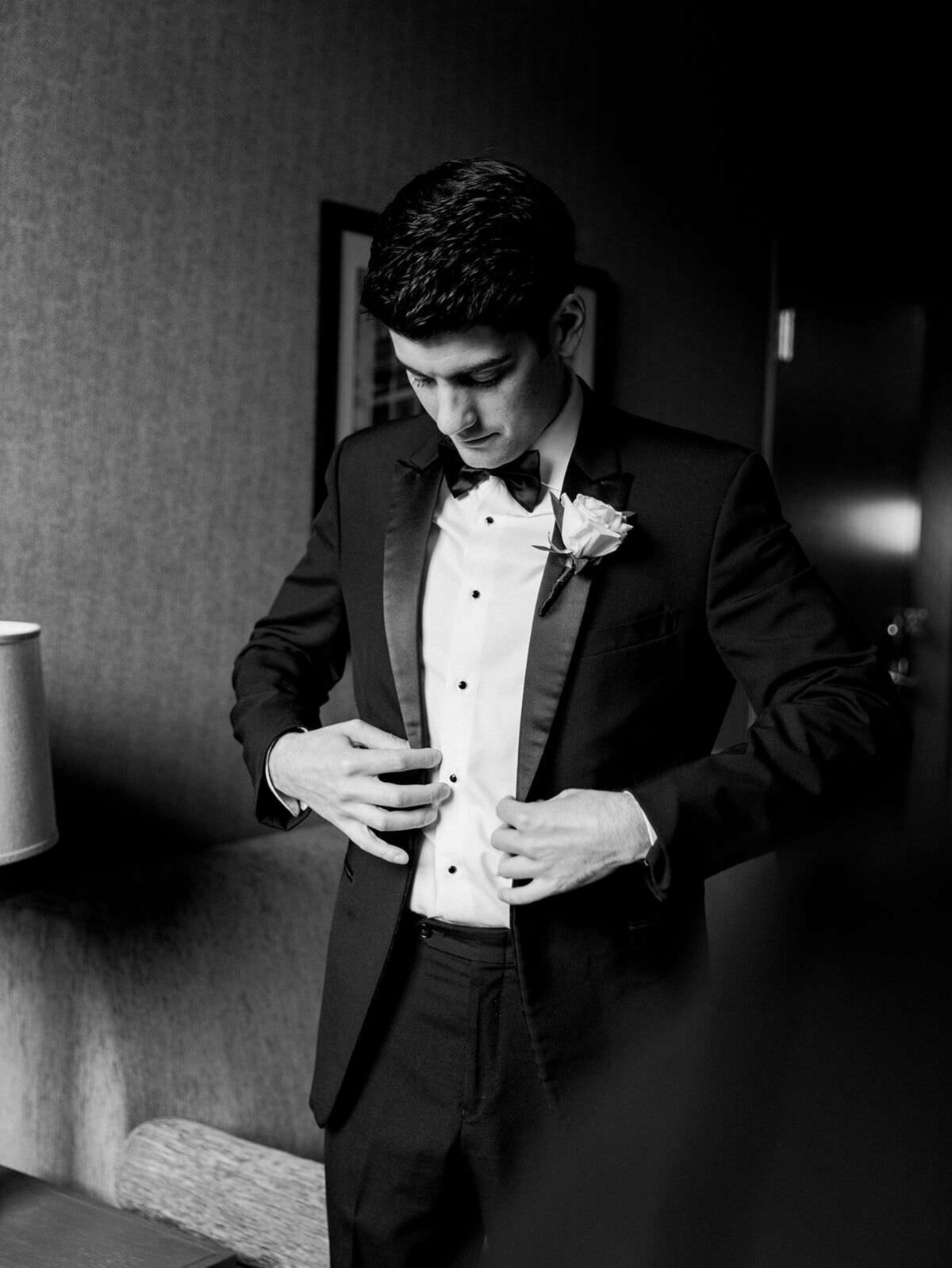 Groom-Getting-Ready-for-Wedding-At-Clementine-Events-Chicago