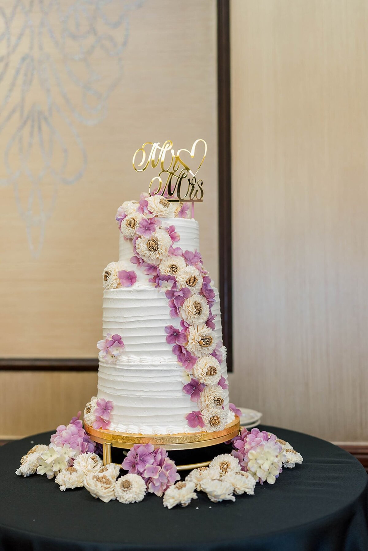 Eliana-Melmed-Photography-Chicago-LosAngeles-Jewish-WeddingPhotographer-CarmiKalman-WomensDancing-00004