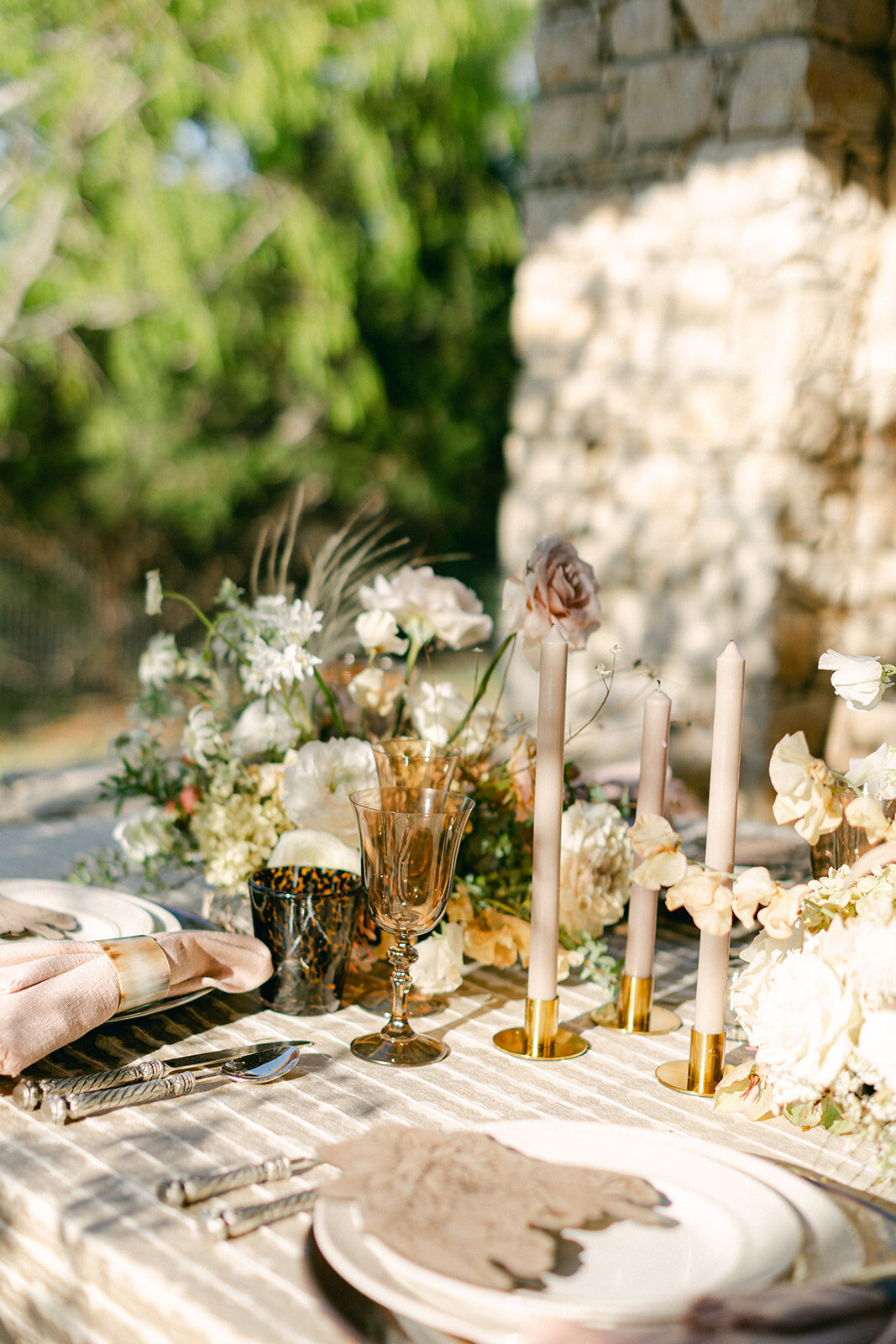 Meg Lee is a luxury Pittsburgh wedding photographer specializing in timeless, editorial, and heartfelt wedding photography for modern couples.