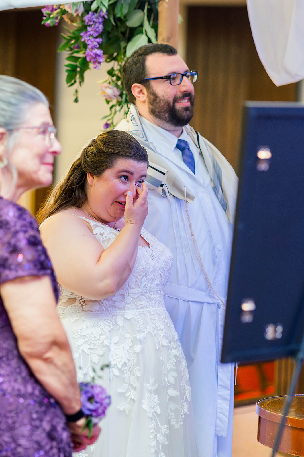 Eliana-Melmed-Photography-Chicago-LosAngeles-Jewish-WeddingPhotography-ElianaSklar-Chuppah-00182
