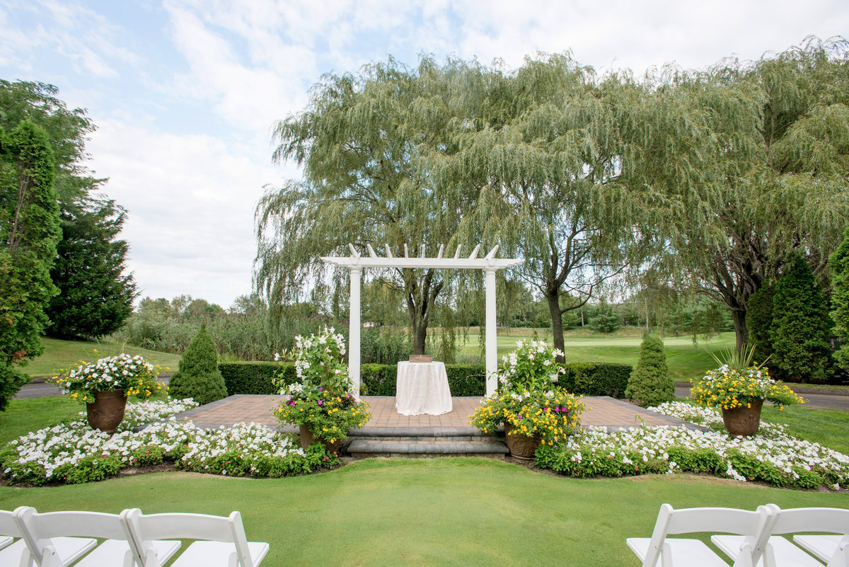 willow-creek-golf-and-country-club-wedding-photos-ceremony