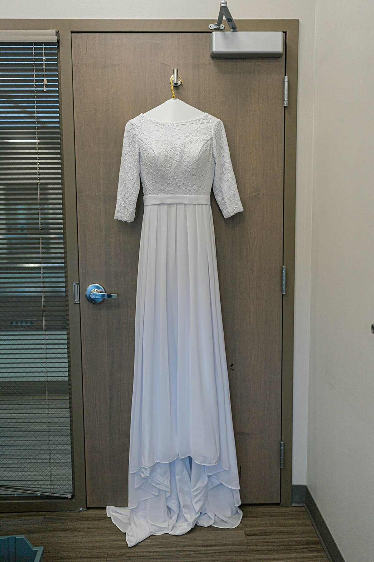 Eliana-Melmed-Photography-Chicago-LosAngeles-Jewish-WeddingPhotographer-CarmiKalman-CarmiReady-00009