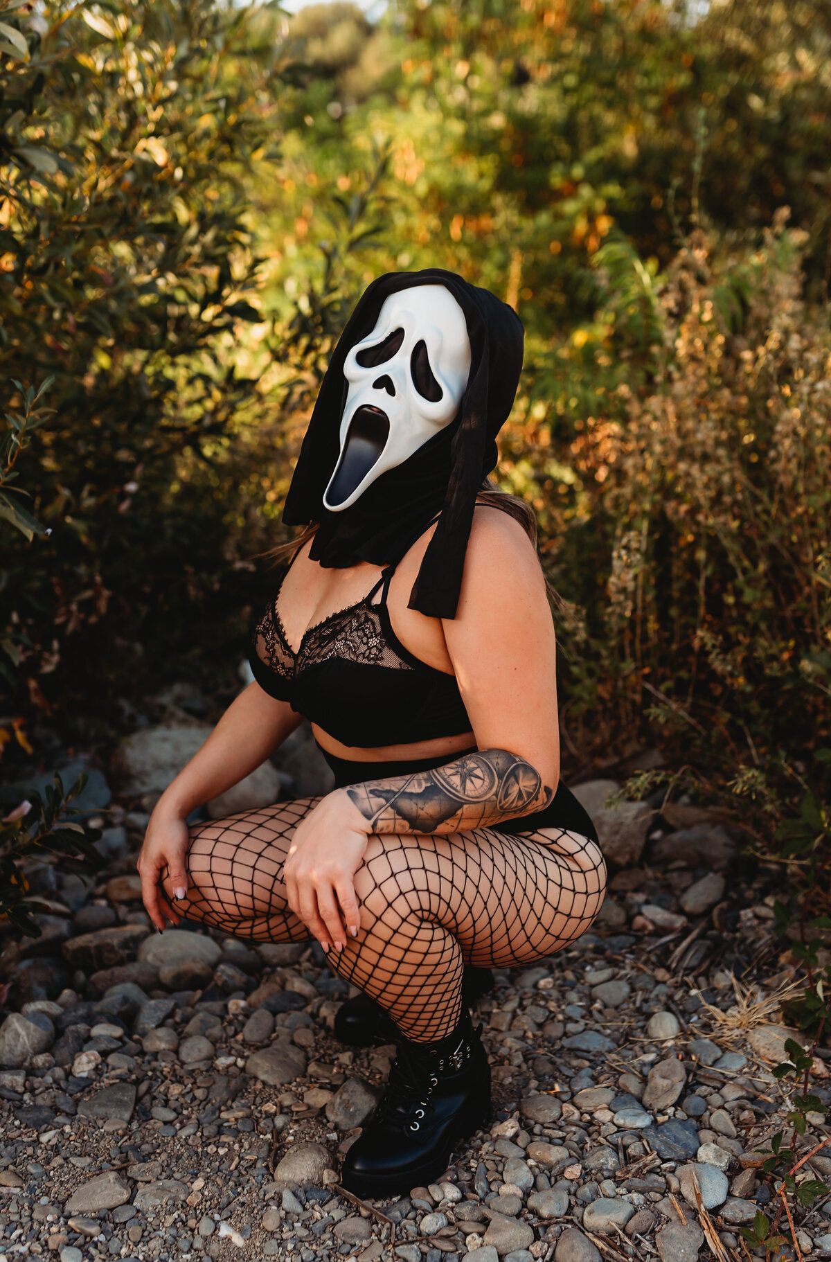 Sacramento outdoor boudoir photography