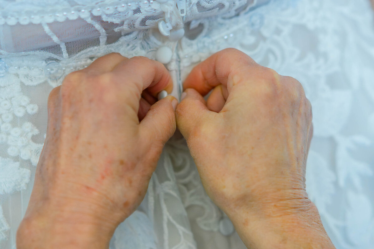 Eliana-Melmed-Photography-Chicago-LosAngeles-Jewish-WeddingPhotography-ElianaSklar-EilanaReady-00048