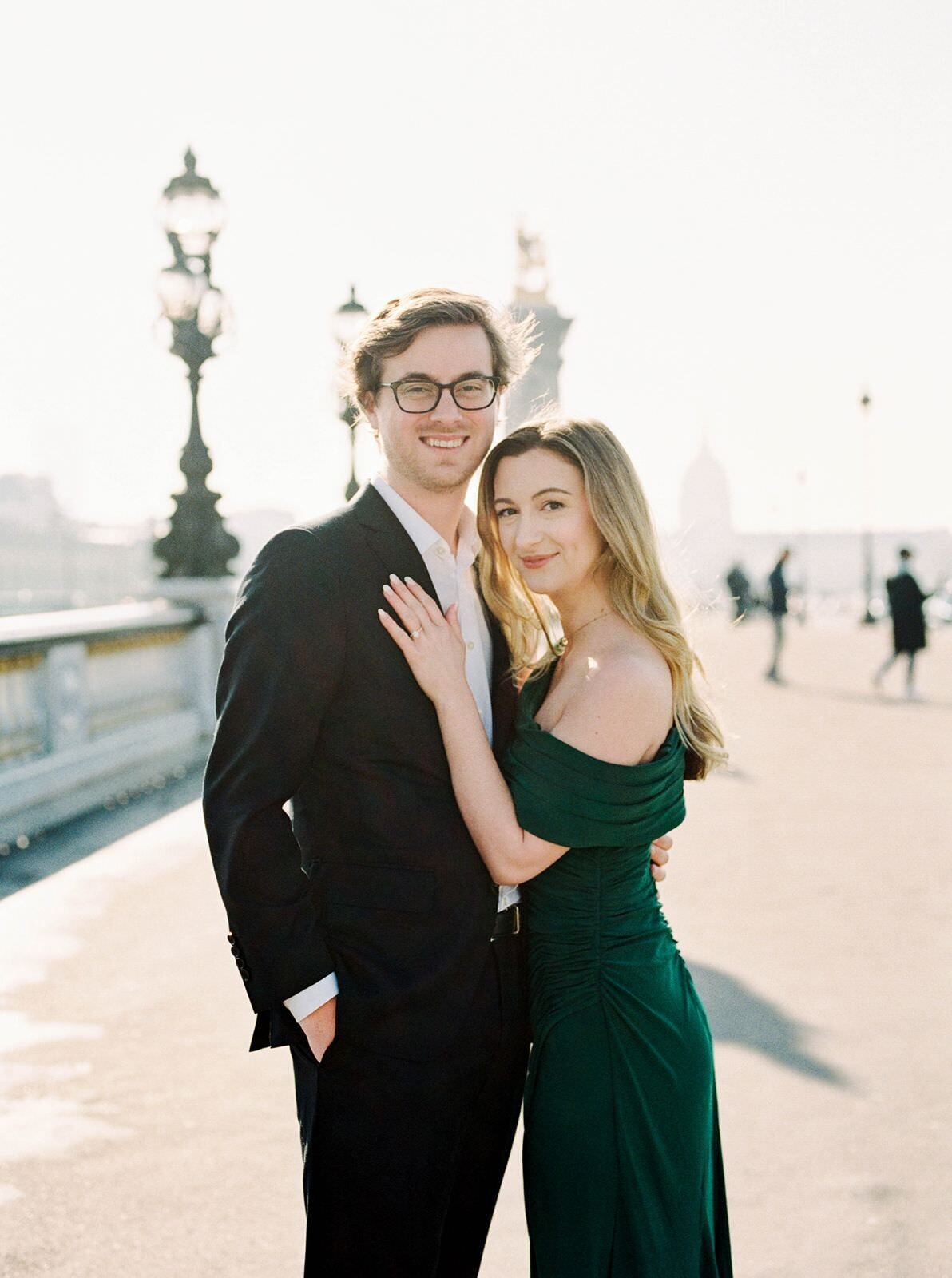 couple-at-engagement-session-at-pont-alexandre-with-sarah-sunstrom-photography