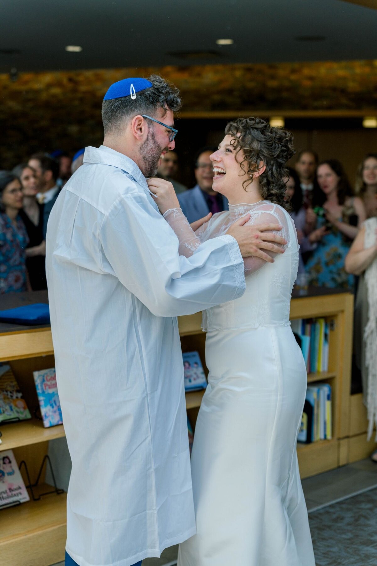 Eliana-Melmed-Photography-Chicago-LosAngeles-Jewish-WeddingPhotography-ShulaNoah-Tisch-00238