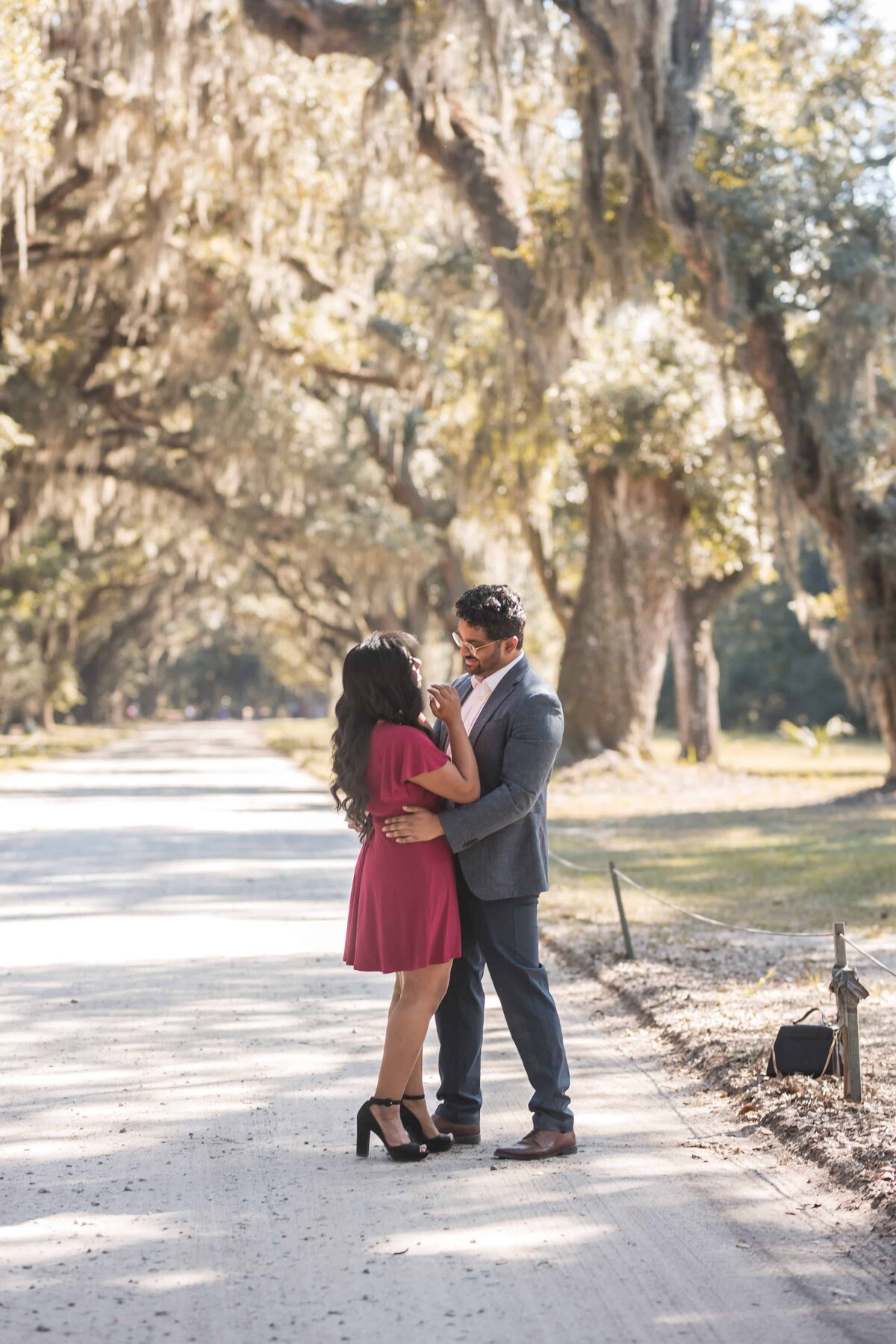 Engagement Photos at Wormsloe Historic Site by Phavy Photography, Savannah proposal photographer