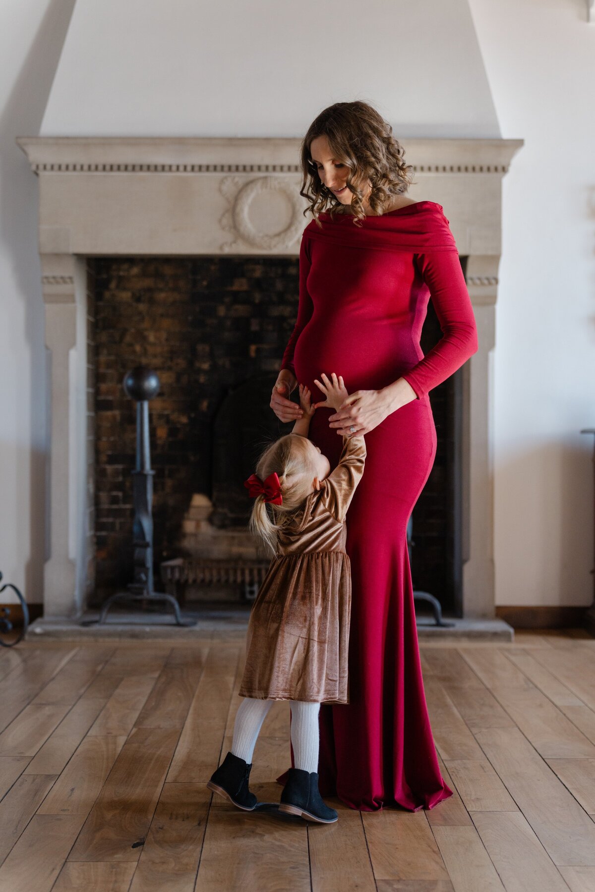 Maternity_Photography_at_Villa_Terrace_in_Milwaukee-6
