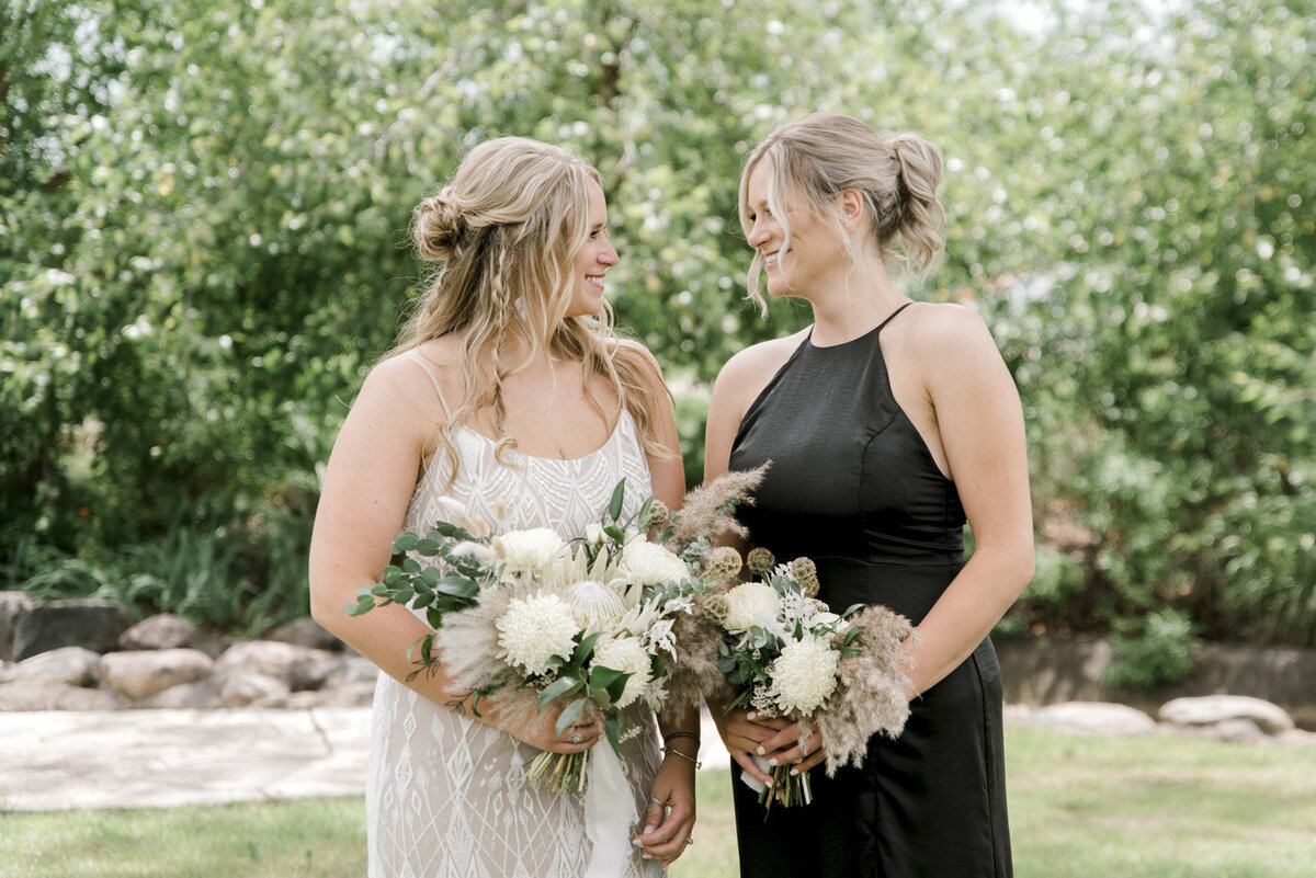 bride and maid of honor portrait