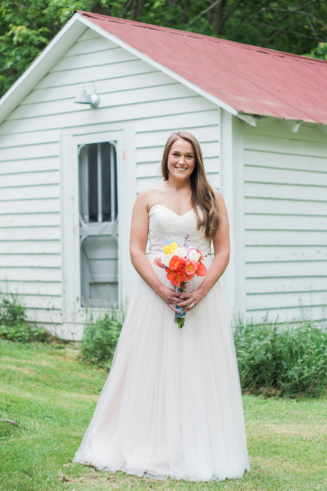 Barn wedding photographed at White Fence Farm by Boone Wedding Photographer Wayfaring Wanderer. White Fence Farm is a gorgeous venue in Trade, TN.