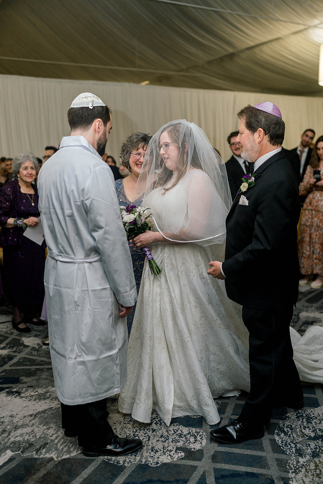 Eliana-Melmed-Photography-Chicago-LosAngeles-Jewish-WeddingPhotography-Chuppah-00101
