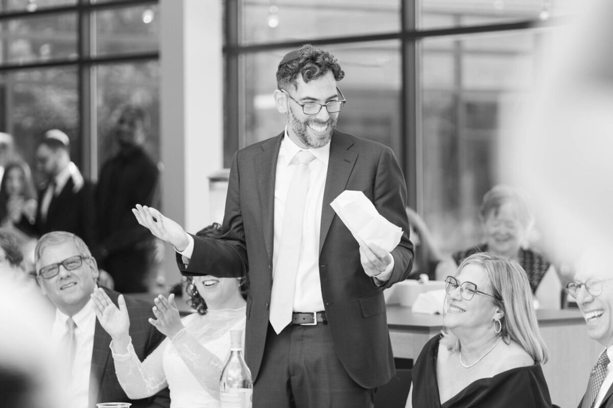Eliana-Melmed-Photography-Chicago-LosAngeles-Jewish-WeddingPhotography-ShulaNoah-Tisch-00177