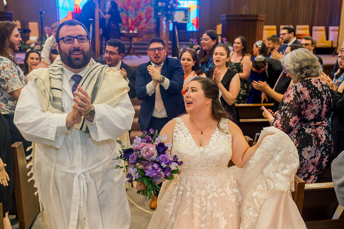 Eliana-Melmed-Photography-Chicago-LosAngeles-Jewish-WeddingPhotography-ElianaSklar-Chuppah-00215