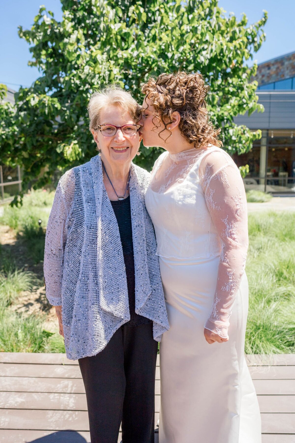 Eliana-Melmed-Photography-Chicago-LosAngeles-Jewish-WeddingPhotography-ShulaNoah-FamilyFormals-00093